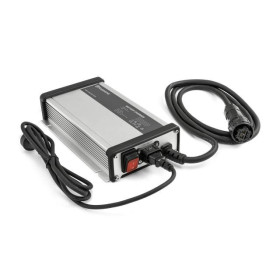Zasilacz PS900C
